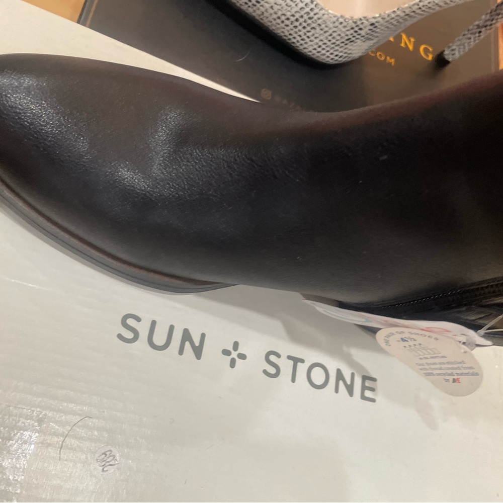 Sun + Stone Women's Black Leather Shoes